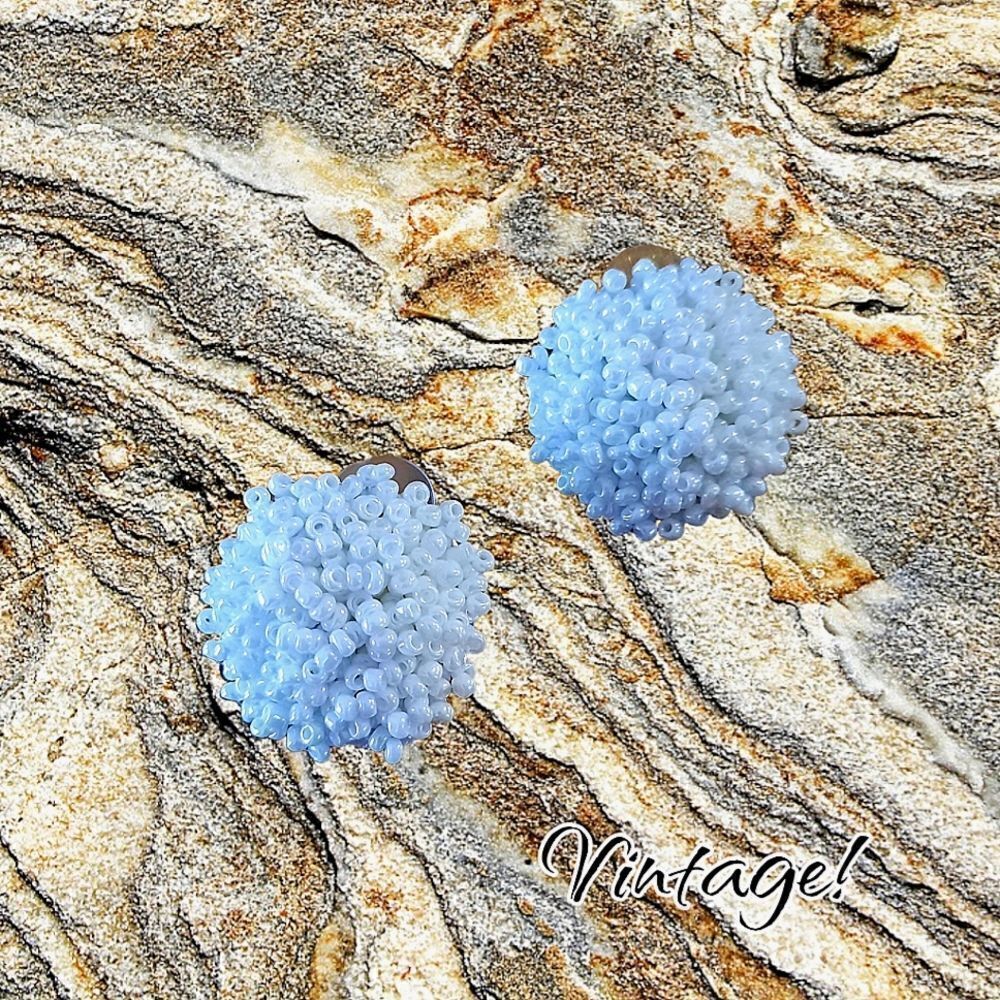 VINTAGE Beaded Pushback Earings